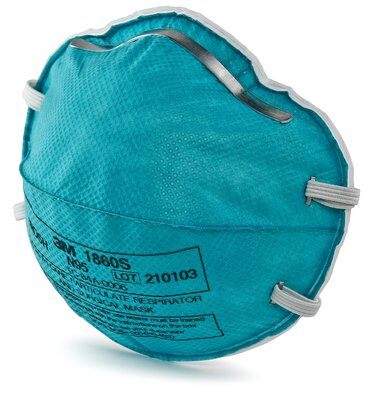 3M N95 1860S Small Particulate Respirator and Surgical Mask front view